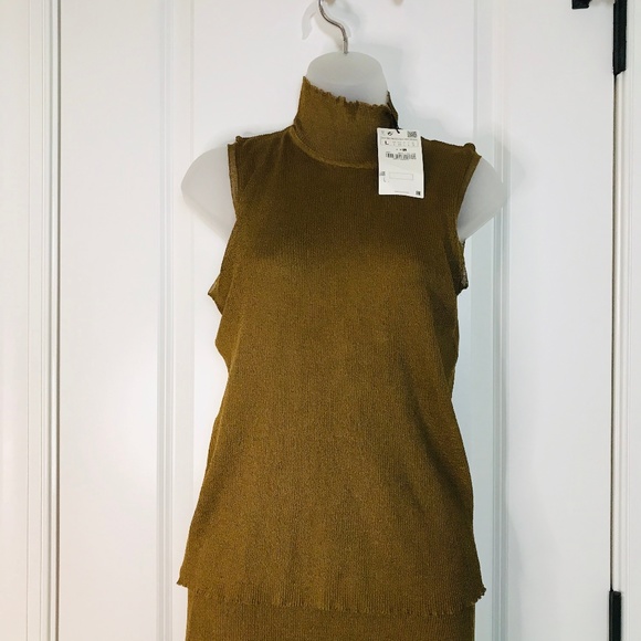 Zara Tops - Zara knit collection Matte Gold top L NWT